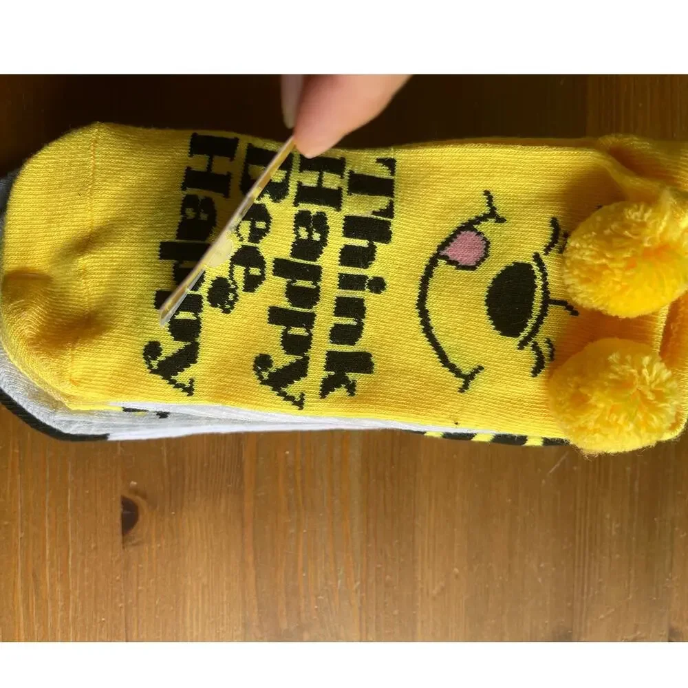 Disney Winnie the Pooh Pom Pom No Show 6 Pairs Socks NEW Size 9-11
